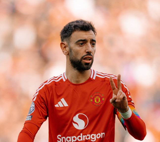 Pogba: Bruno Fernandes Could Win Ballon d’Or at Manchester City