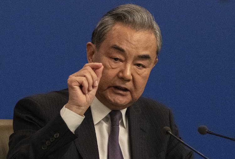 China Calls on Iran to Reopen Strait of Hormuz, Pushes for End to Conflict