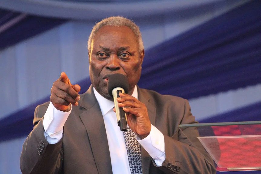 Tinubu Celebrates Pastor Kumuyi at 85, Praises His Impact on Global Christianity