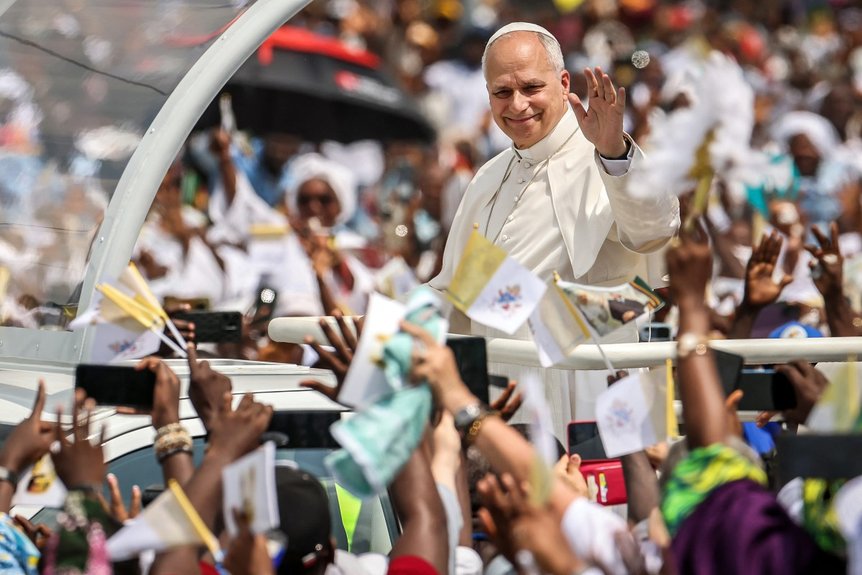 Pope Arrives in Barcelona to Bless World’s Tallest Church Tower at Sagrada Familia