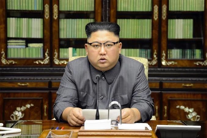 North Korea launches missiles after Trump announces planned meeting with Kim