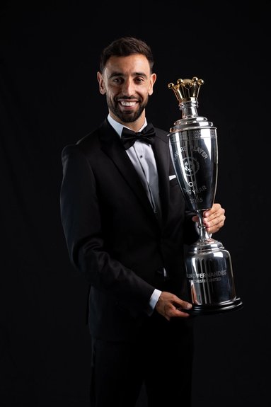 Man United’s Bruno Fernandes wins 2026 PFA Players’ Player of the Year